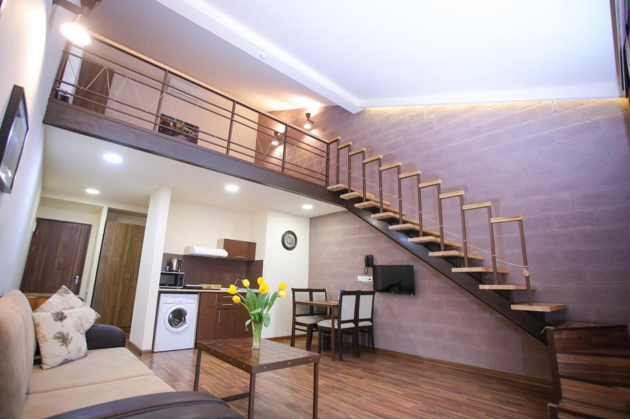 Grammy Apartments City Center Jerevan Exteriör bild